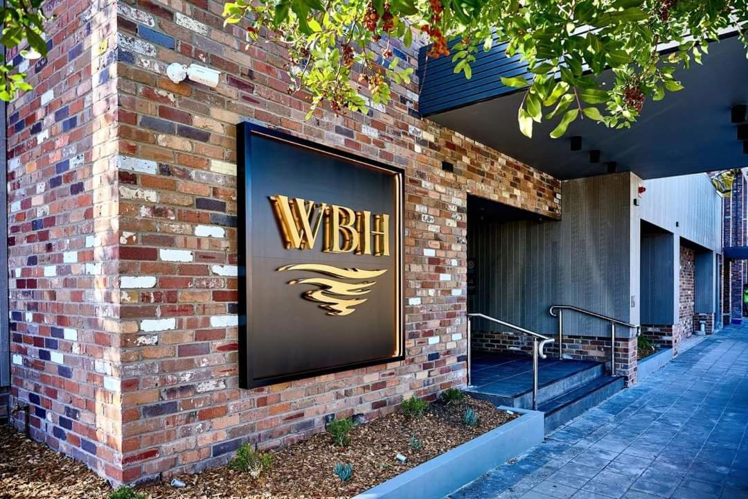 Warners Bay Hotel Exterior foto